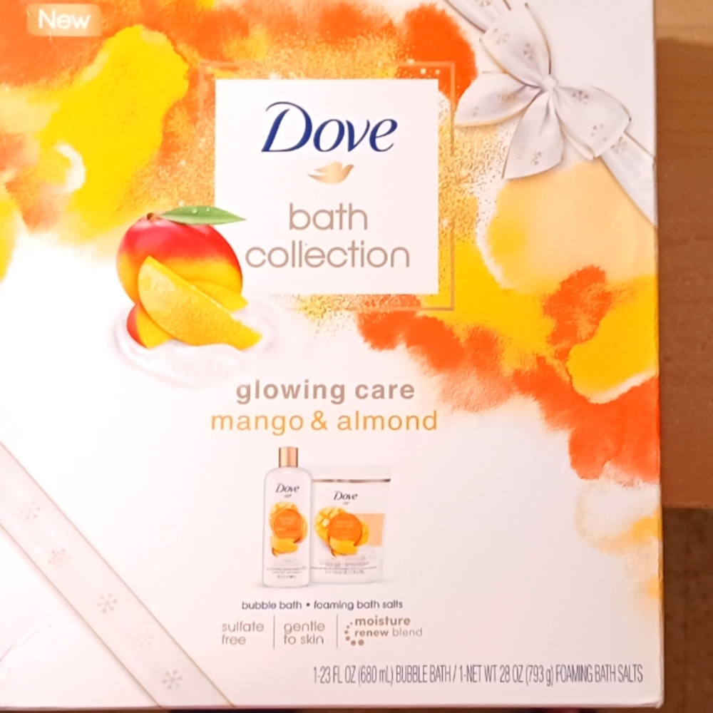 Dove bath collection, bubble bath with foaming bath salts, mango& almond